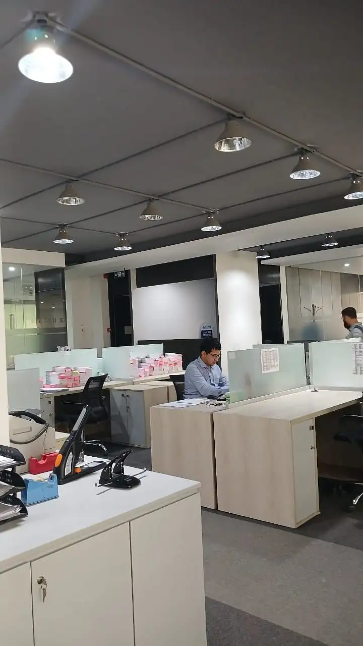 5400 SFT - 6-Bedroom Full Furnished Apartment Rent for Office in Dhaka in Gulshan 1 - Image 7