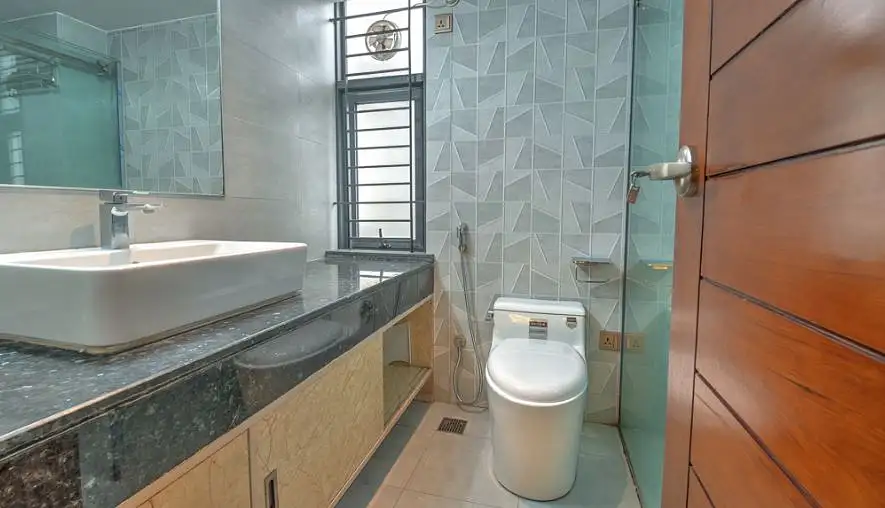 3-Bedroom Luxury Apartment for Rent in Gulshan 1, Dhaka Image 4