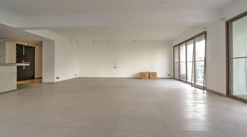 3-Bedroom Luxury Apartment for Rent in Gulshan 2, Dhaka Image 5