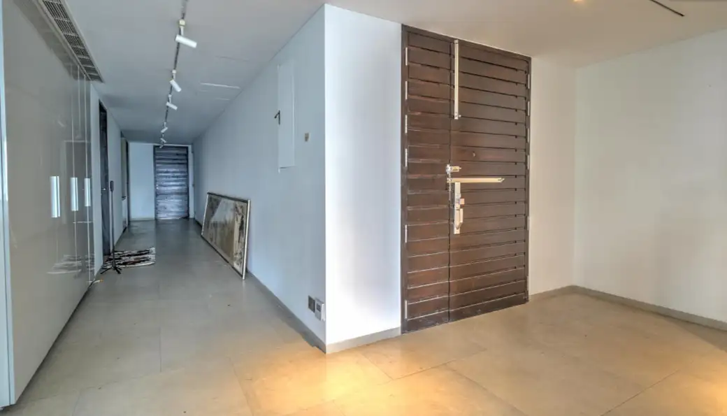 3-Bedroom Luxury Apartment for Rent in Gulshan 2, Dhaka Image 7