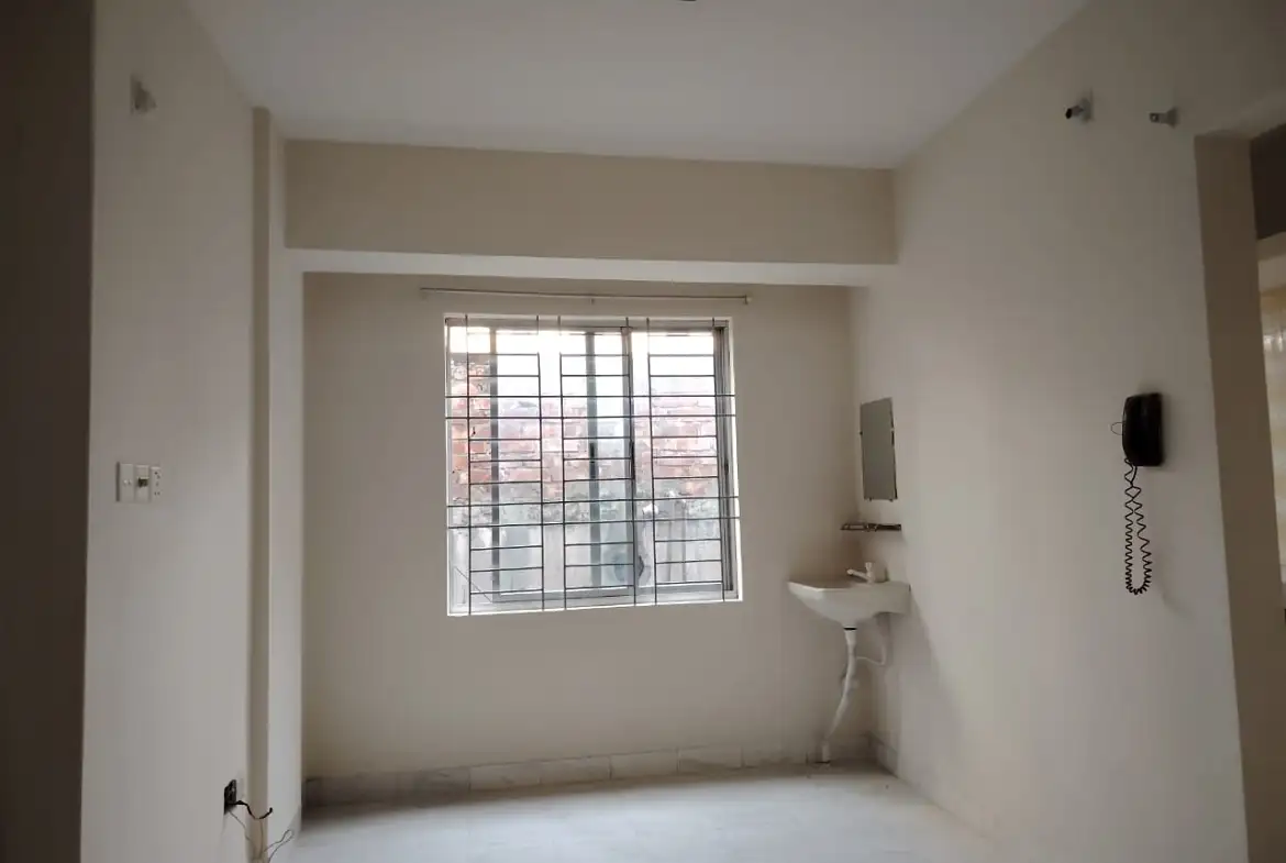 950 SFT Apartment for Sale in Mansurabad, Adabor Image 4