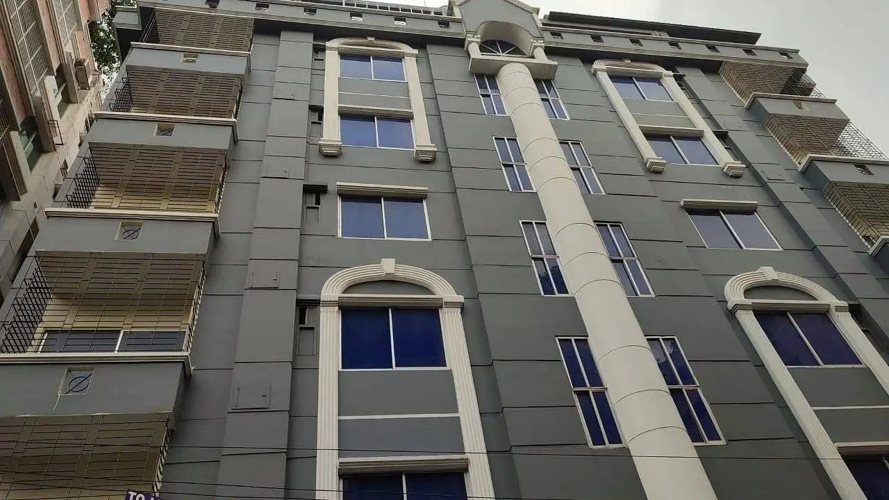 Ideal Corporate Headquarters Full Building (G+5) for Office Rent in Dhaka, Niketon - Image 2