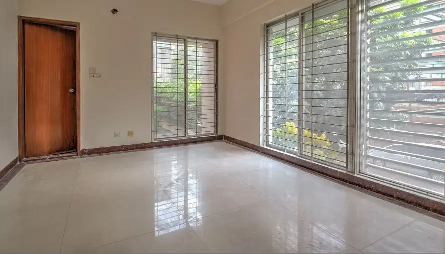 3-Bedroom Luxury Apartment for Rent in Block H, Banani, Dhaka Image 4