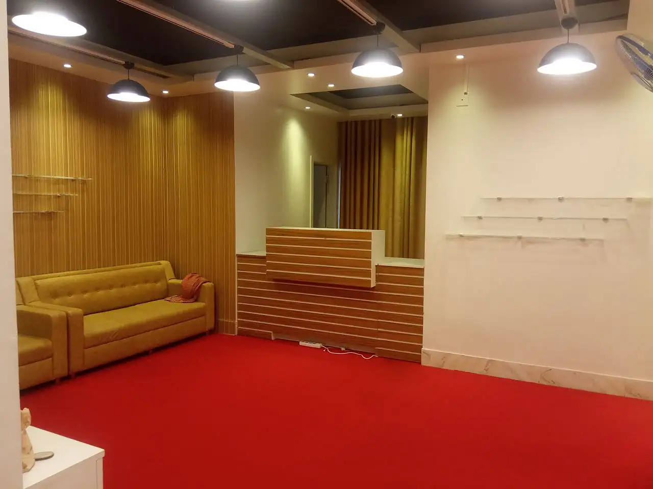 2000 SFT - Commercial Space Rent for Showroom or Office in Dhaka in Uttara East - Thumbnail