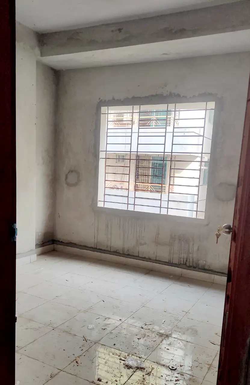 Brand New 1225 SFT 3-Bedroom Ready Apartment Sale in Dhaka, Mirpur 11 Image 6