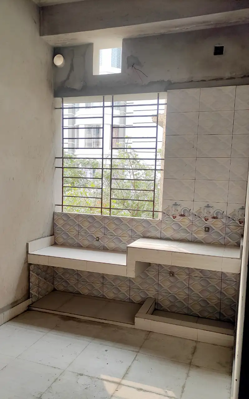 Brand New 1225 SFT 3-Bedroom Ready Apartment Sale in Dhaka, Mirpur 11 Image 5