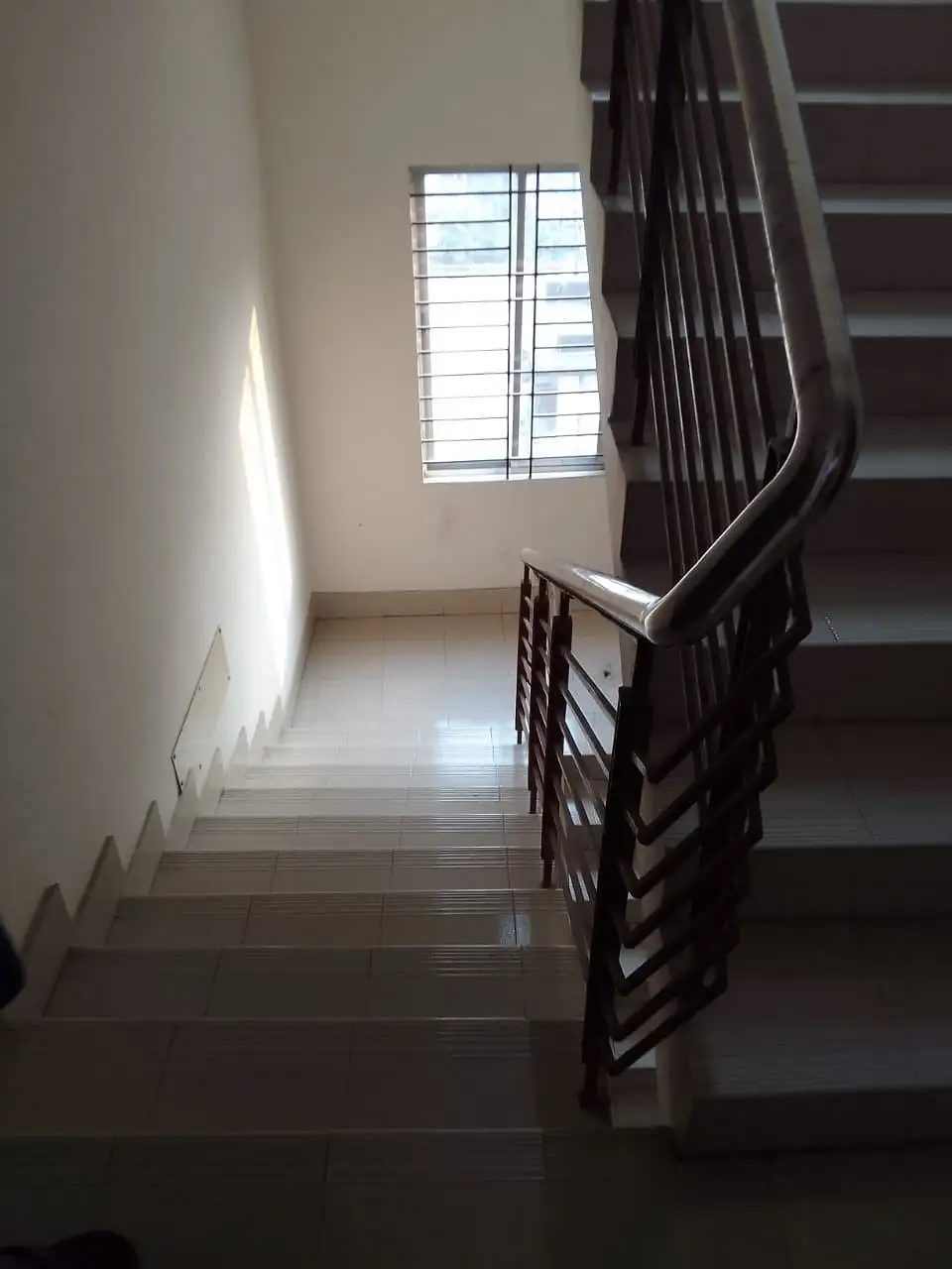 Compact 1100 SFT 3-Bedroom Apartment Sale in Dhaka, Dhanmondi (Kathalbagan) Image 10