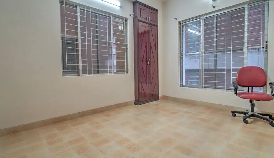 3-Bedroom Luxury Apartment for Rent in Gulshan 2, Dhaka Image 4