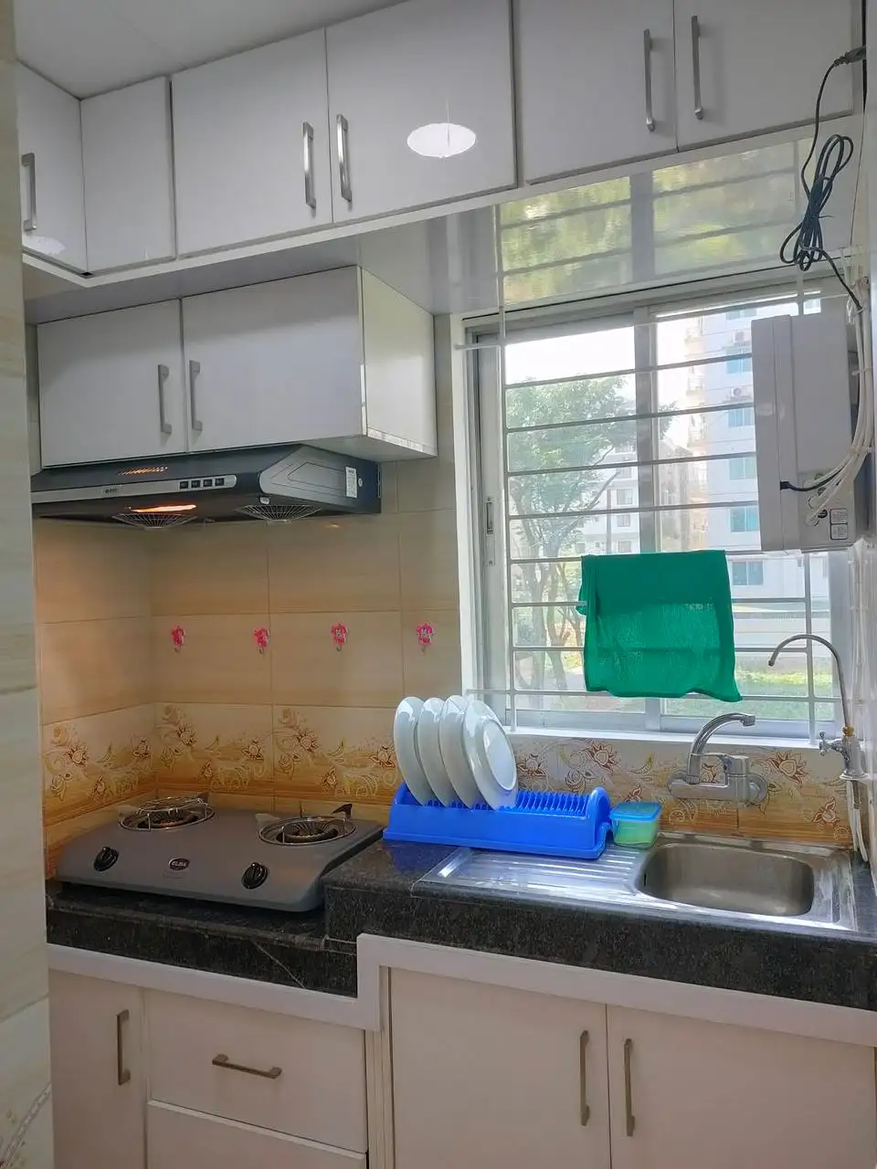 900 SFT - 2-Bedroom Residential Apartment Rent in Dhaka Image 3