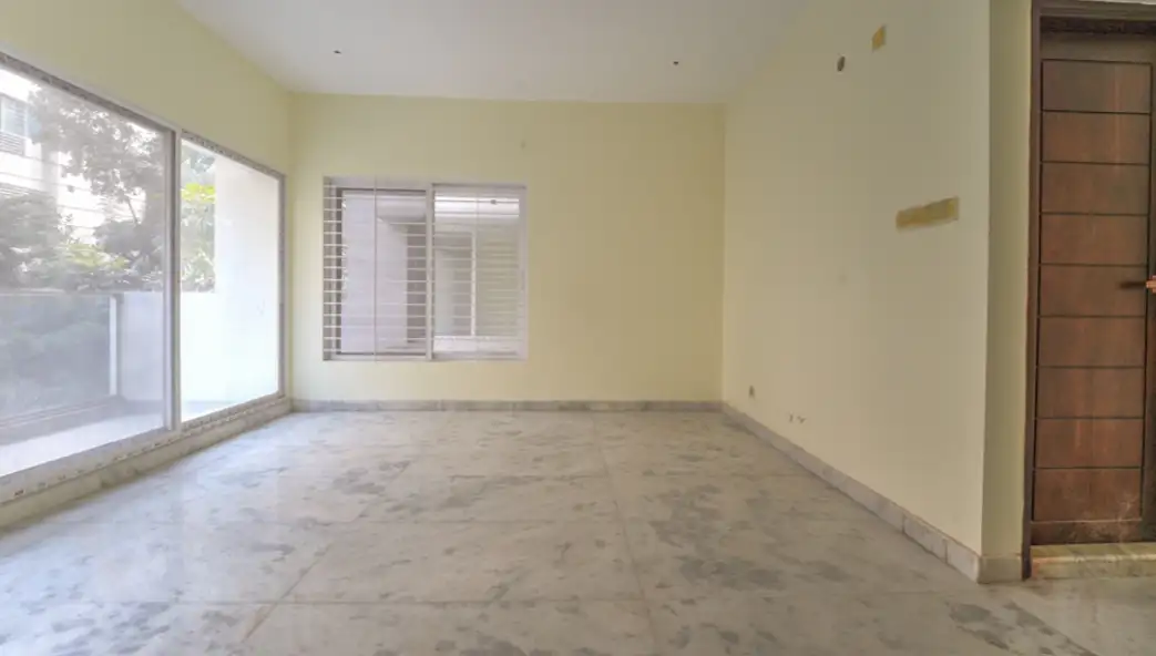 4-Bedroom Luxury Apartment for Rent in Banani DOHS Dhaka Image 26
