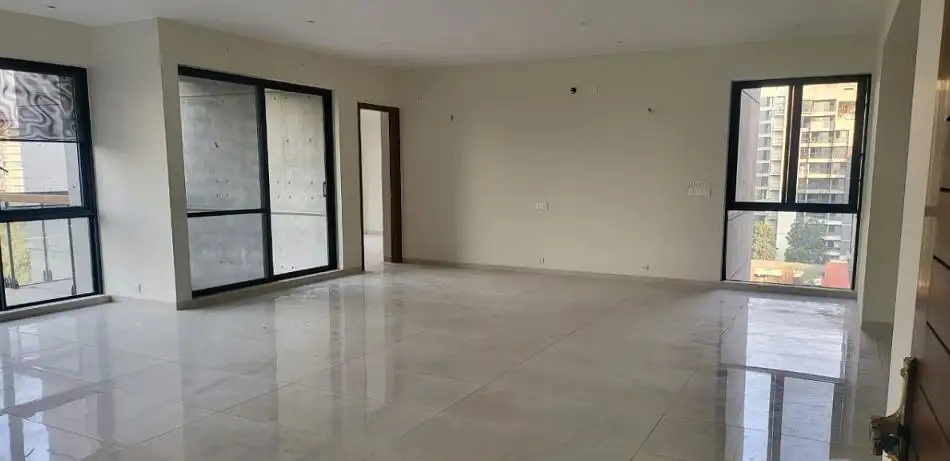 Luxurious Brand New Apartment For Rent At Gulshan-2 Image 7