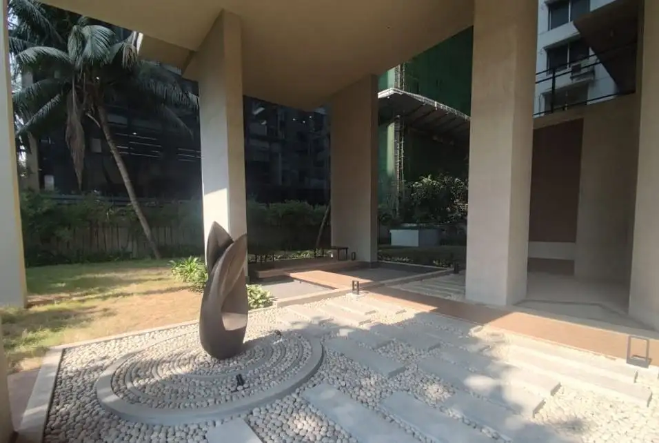 Luxurious Brand new Apartment For Rent Image 11