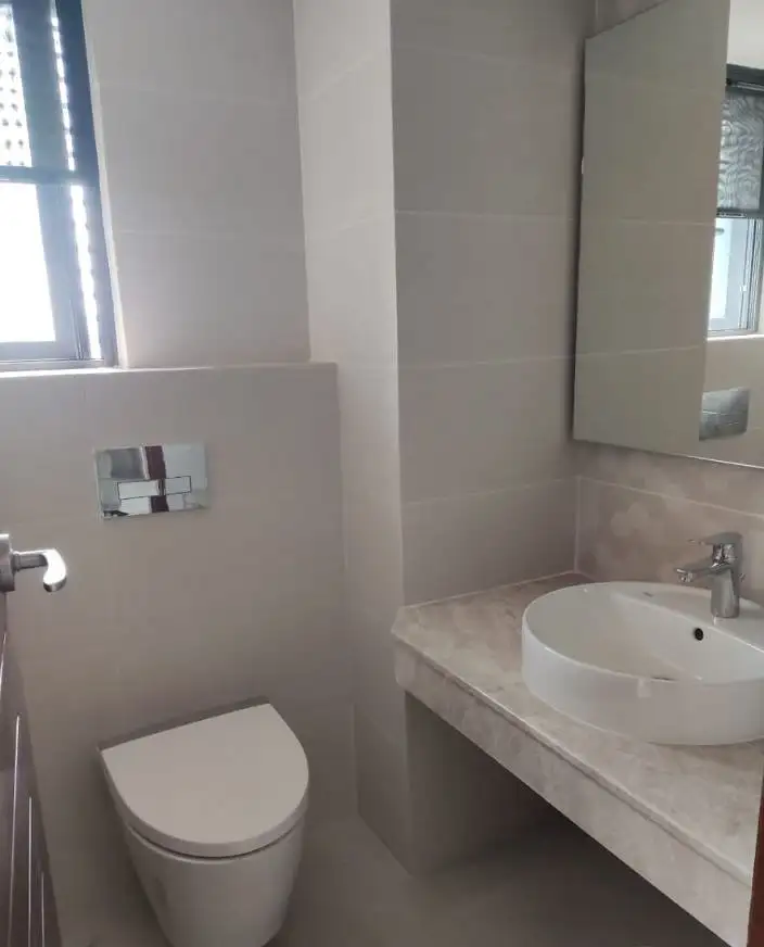 Luxurious Brand new Apartment For Rent Image 17