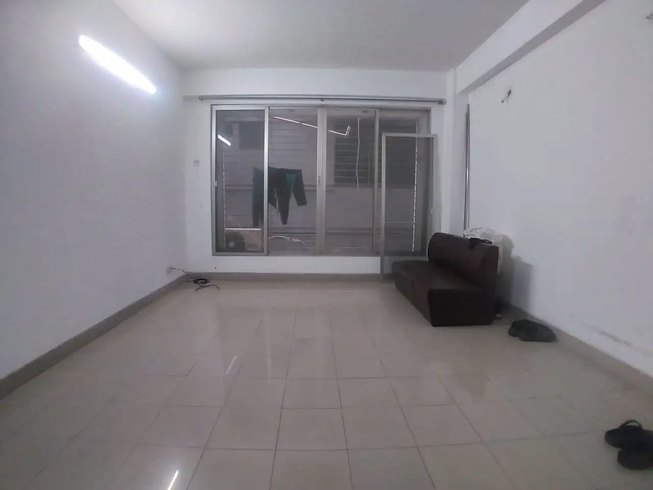 1600 SFT - 3-Bedroom Residential Apartment Rent in Dhaka in Banani Thumbnail Image