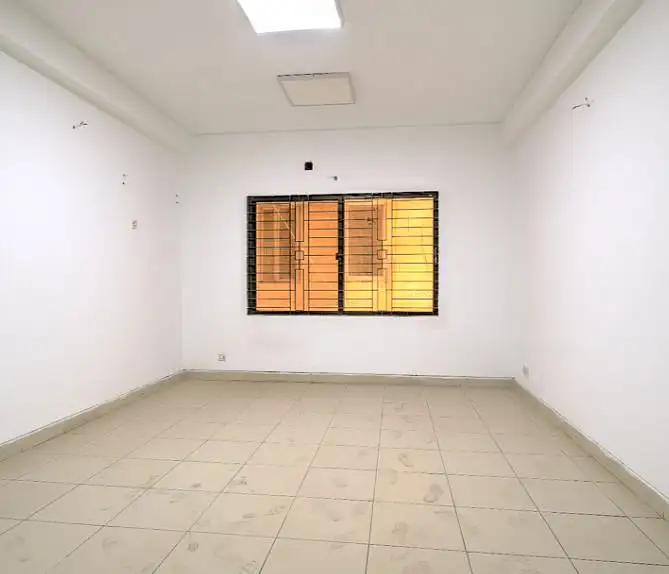 3-Bedroom Luxury Apartment for Rent in Gulshan 2, Dhaka Thumbnail Image