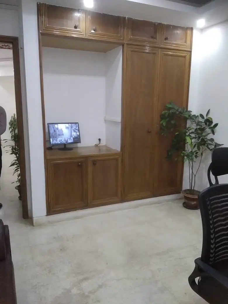 Spacious 2477 SFT Luxury Apartment Sale in Dhaka Image 2
