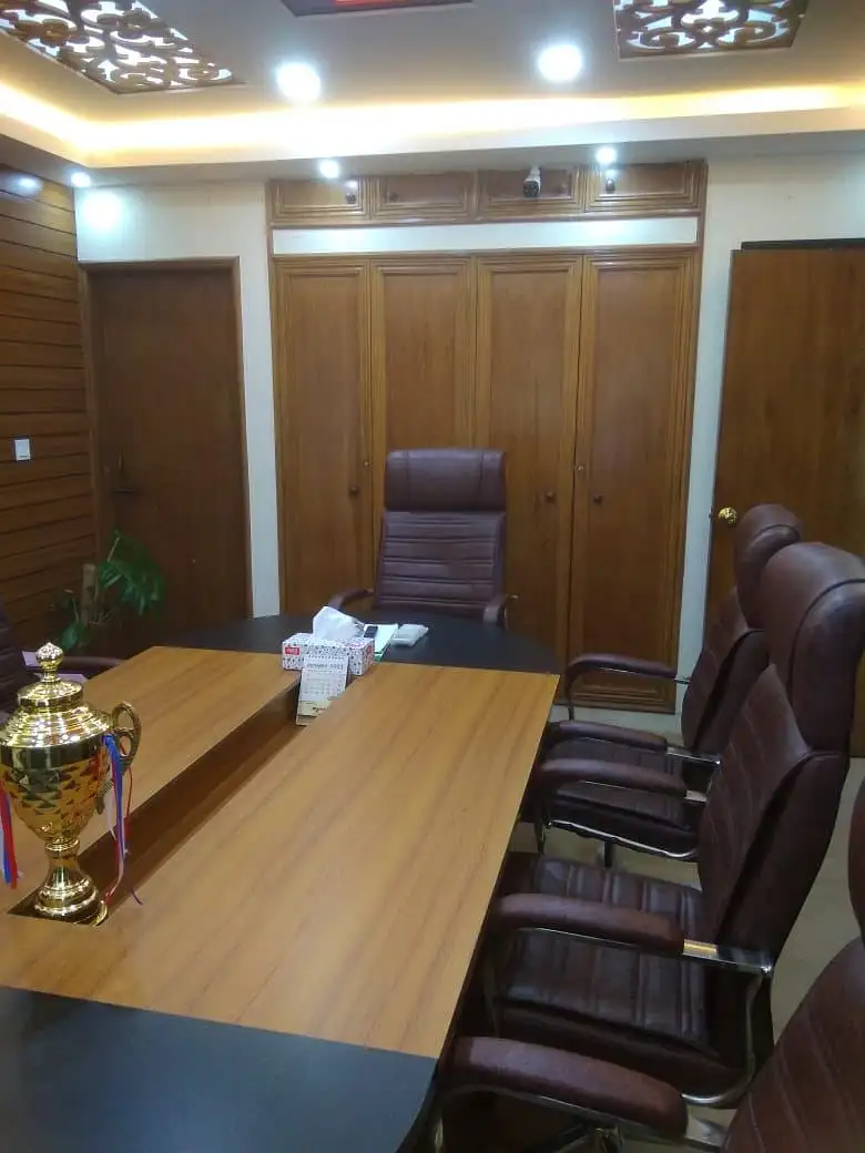 Spacious 2477 SFT Luxury Apartment Sale in Dhaka Image 3