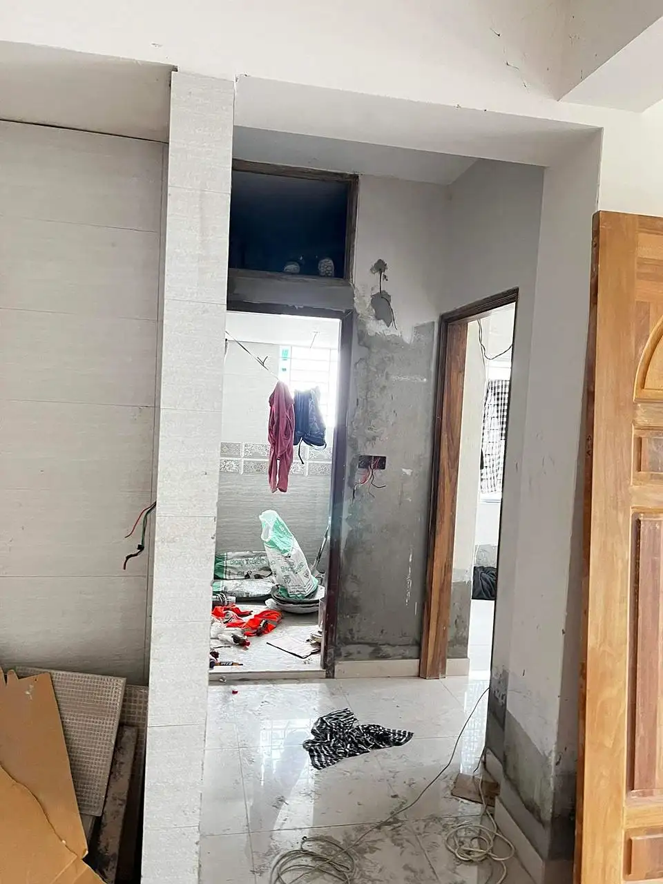 4-Bedroom 2150 SFT New Ready Apartment Sale in Bashundhara R-A Image 9