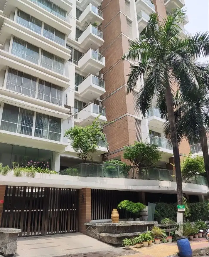 Luxurious Apartment for Rent at Gulshan-2 Image 17