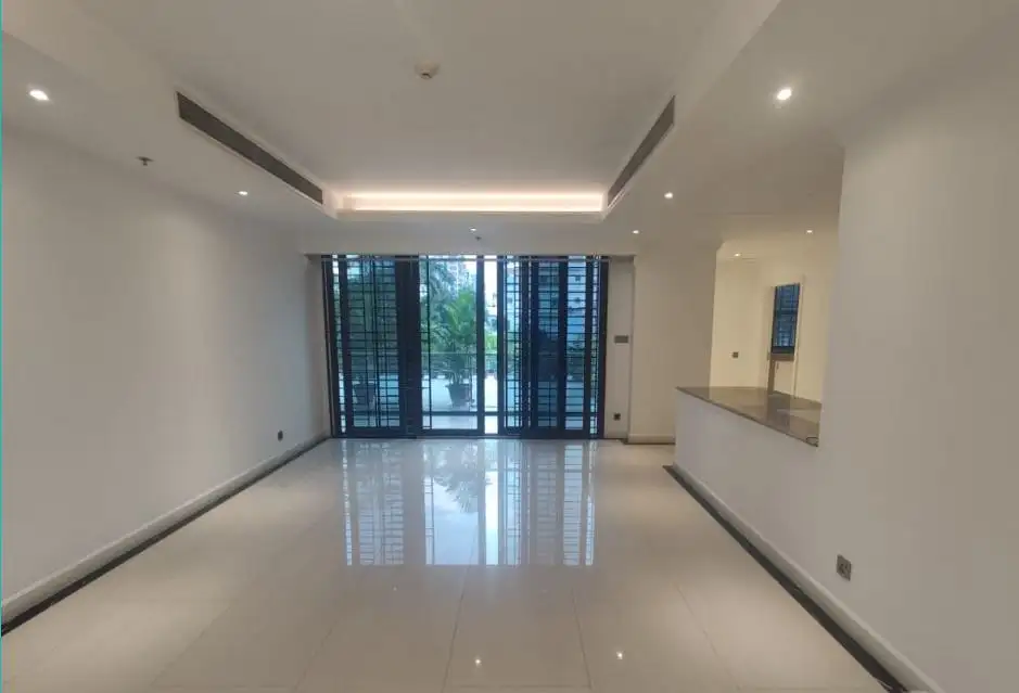 Luxurious Apartment for Rent at Gulshan-2 Image 5