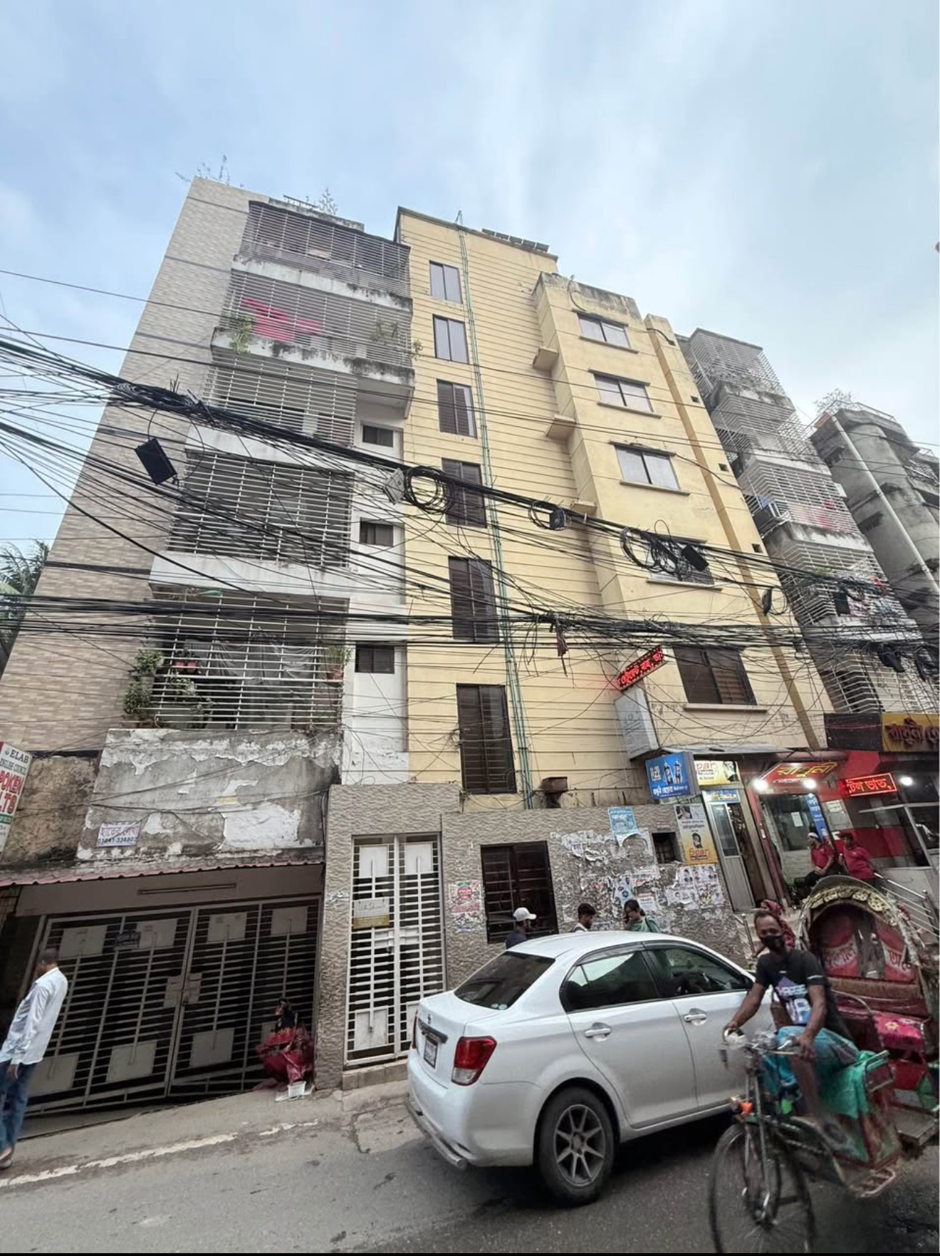 Flat in Shankar Dhanmondi Image 1
