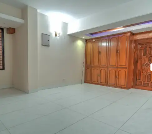4-Bedroom Luxury Apartment for Rent in Gulshan 1, Dhaka Image 11