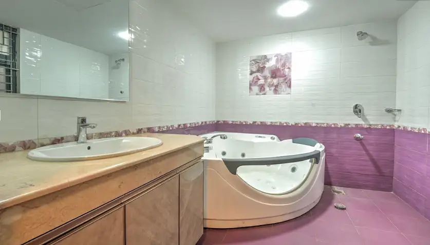 5-Bedroom Luxury Apartment for Rent in North Gulshan, Dhaka Image 13