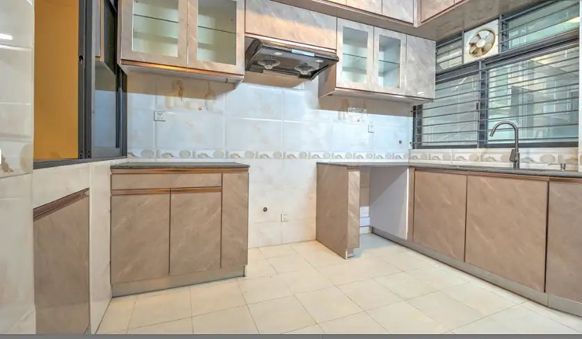 5-Bedroom Luxury Apartment for Rent in North Gulshan, Dhaka Image 6
