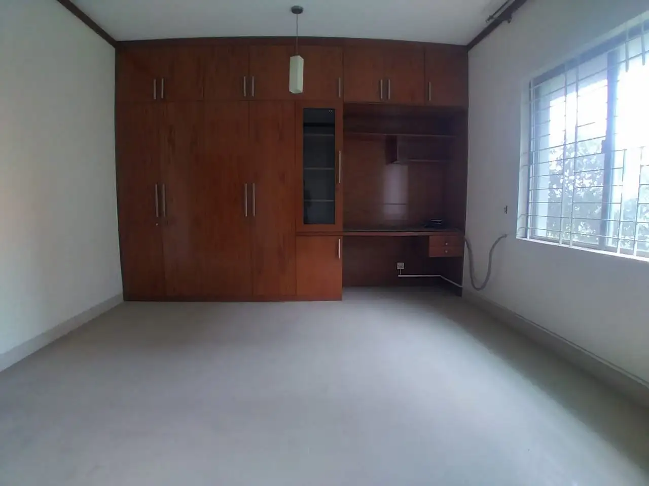 4000 SFT - 4-Bedroom Residential Apartment Rent in Dhaka in Banani Thumbnail Image