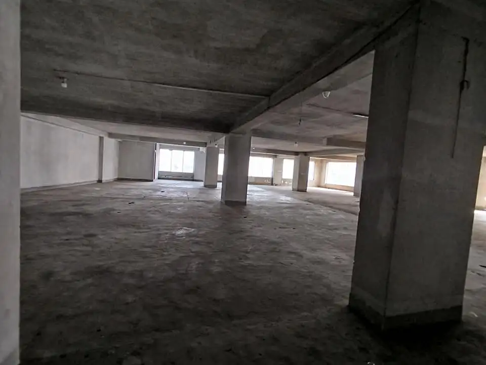 6,000 SFT Premium Office Space in Dhaka, Gulshan 2 Circle with No Service Charge - Thumbnail
