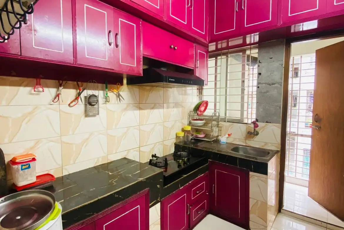 1555 Sqft Flat for Sale in Middle Badda – 3 Bed | 3 Bath Image 3
