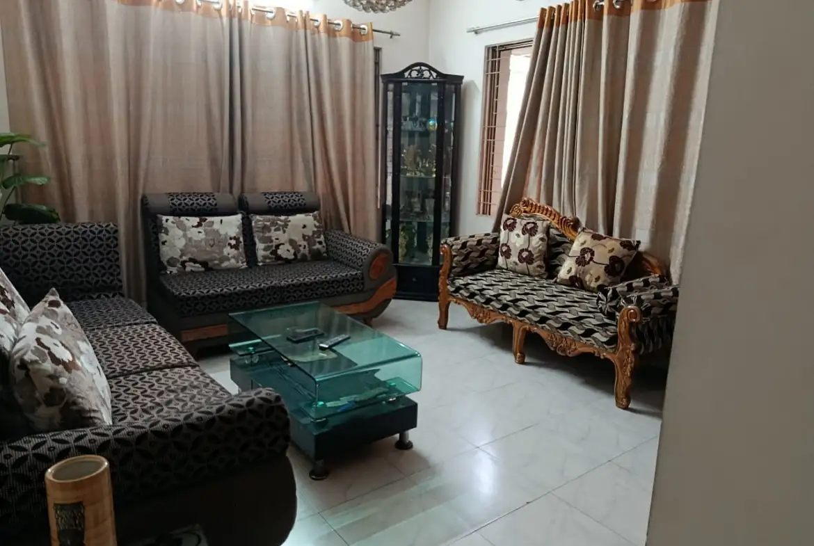 1478 Sqft 3-Bedroom Used Flat for Sale in Sector-3, Uttara Image 4