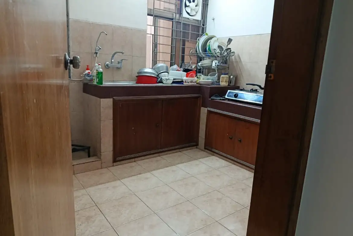 1478 Sqft 3-Bedroom Used Flat for Sale in Sector-3, Uttara Image 1