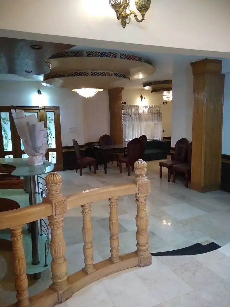 2700 SFT  3-Bedroom Residential Apartment Rent for Office in Dhaka in Baridhara  - Image 3