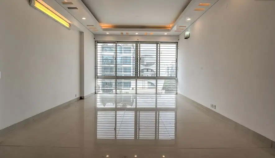3-Bedroom Luxury Apartment for Rent in Gulshan 2, Dhaka Image 4