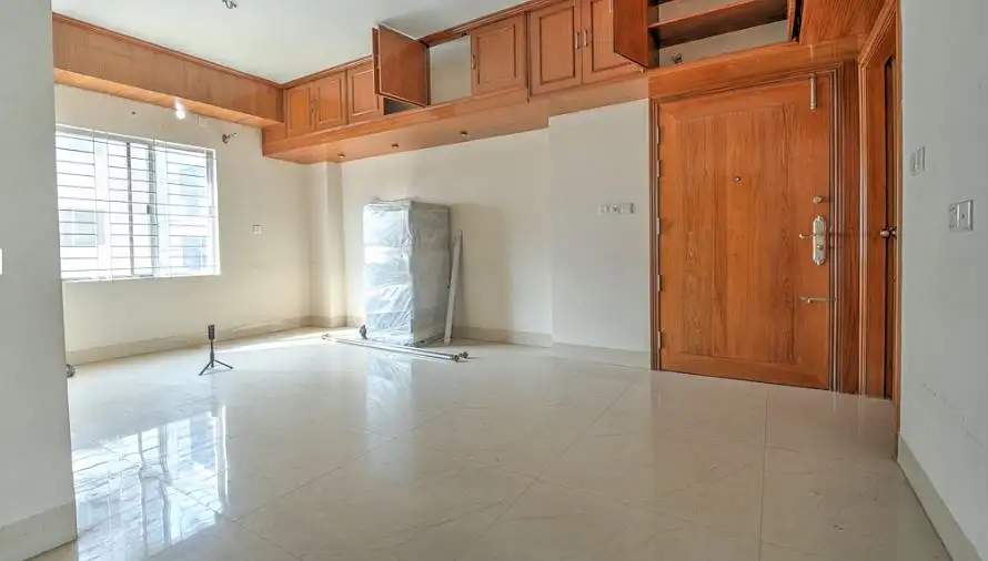5-Bedroom Luxury Apartment for Rent in Bashundhara, Dhaka Image 8