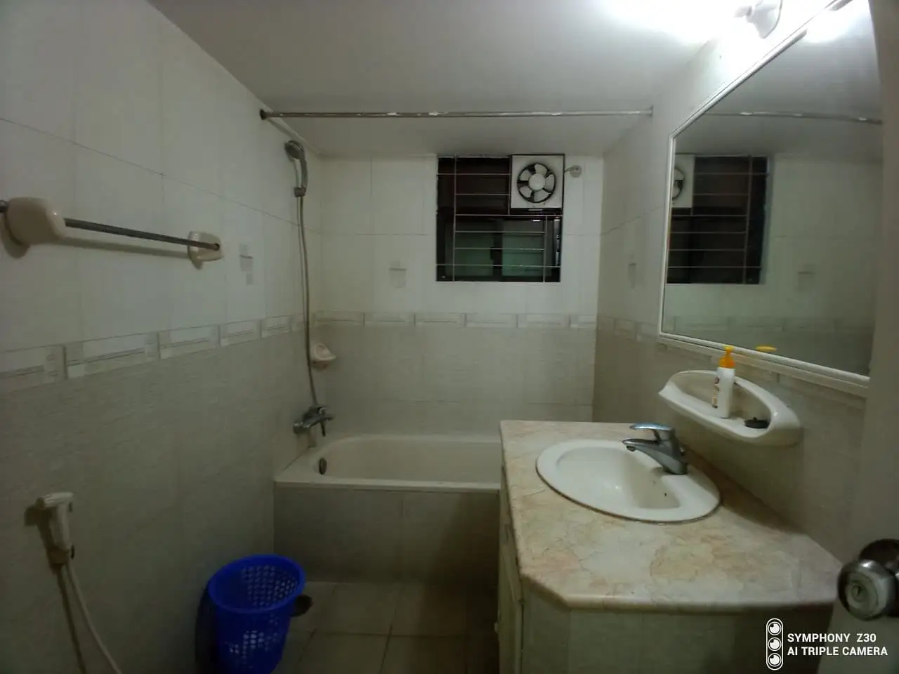 4-Bedroom 3600 SFT Luxury Apartment Sale in Dhaka, Banani Image 7