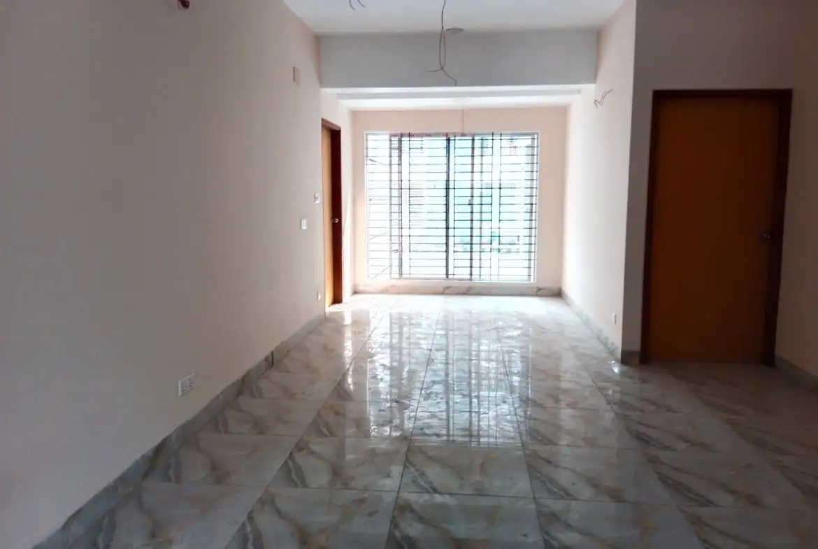 2200 SFT Apartment for Sale in Bashundhara R/A – Spacious 4-Bedroom Flat Thumbnail Image