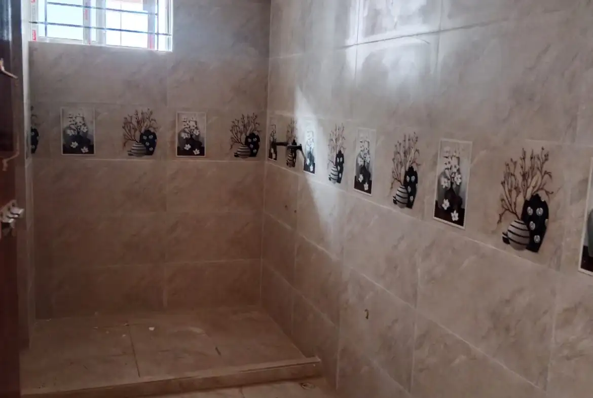 2200 SFT Apartment for Sale in Bashundhara R/A – Spacious 4-Bedroom Flat Image 1