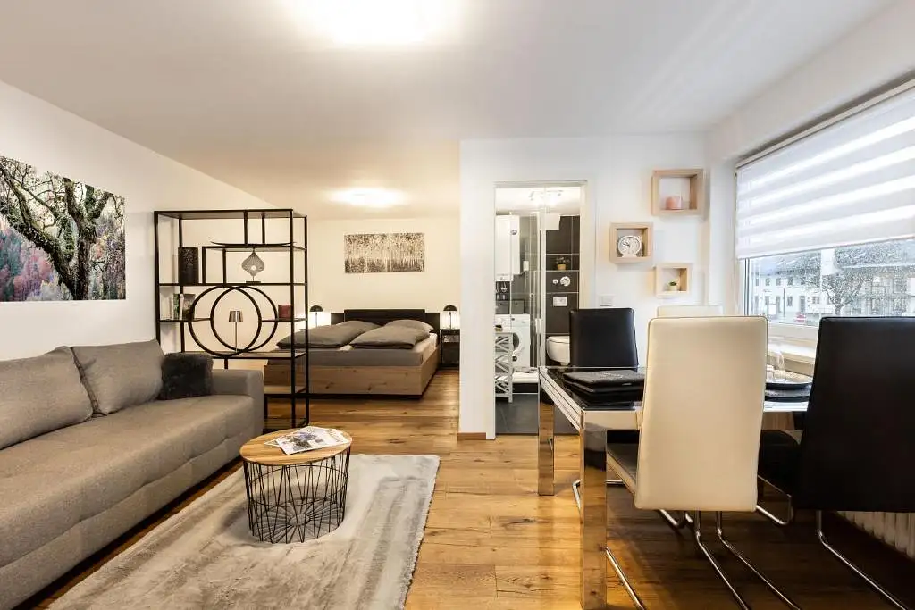 Hey House on sale Image 1