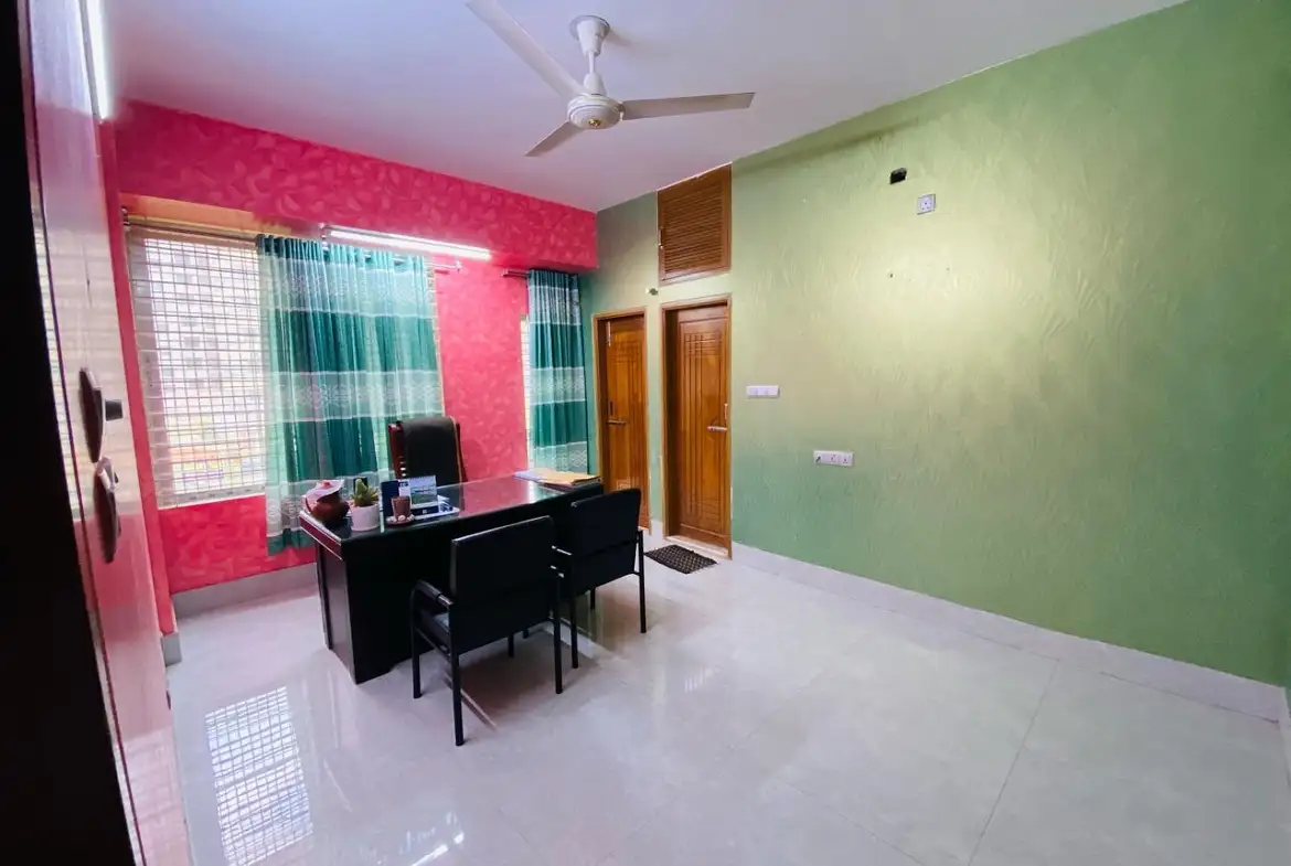 Ready Apartment for Sale in Block-G, Aftabnagar | 1400 SFT Image 5