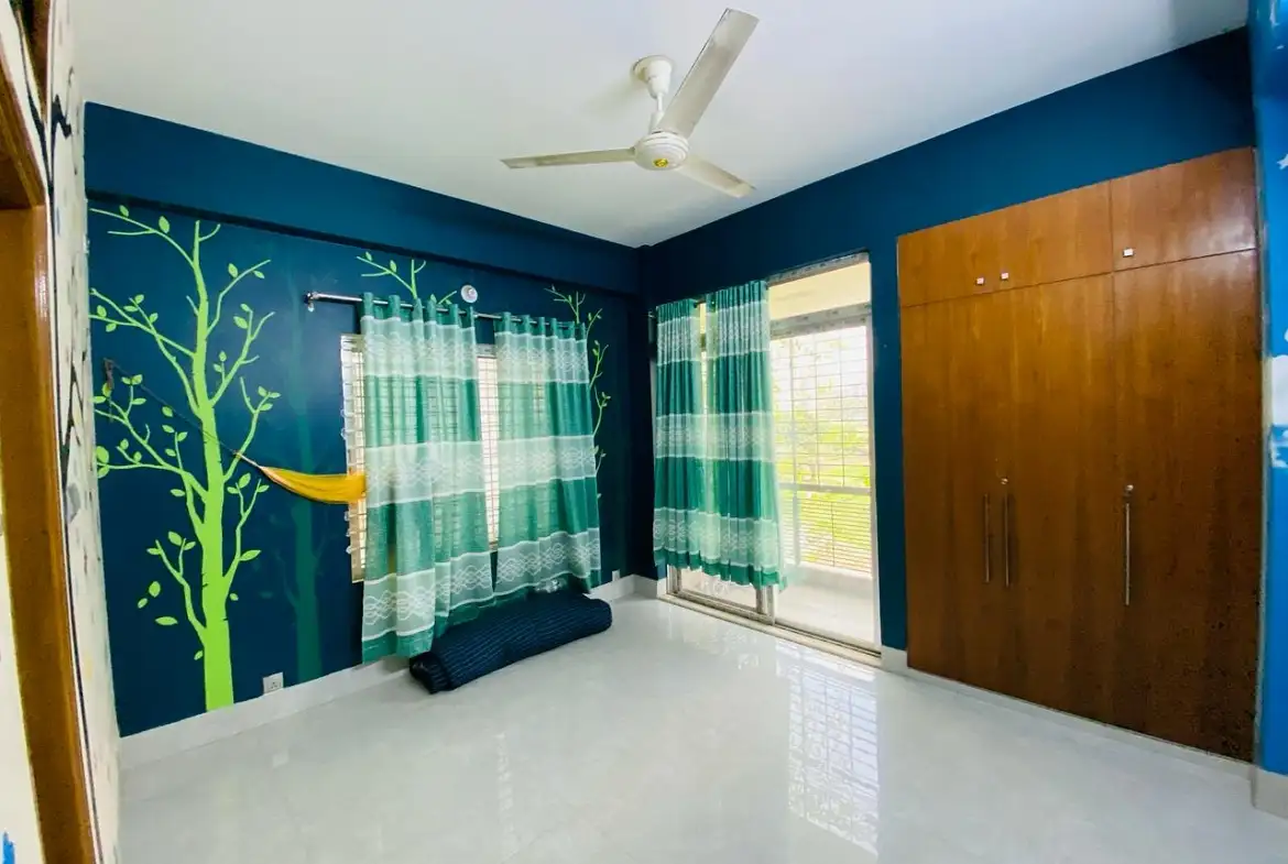 Ready Apartment for Sale in Block-G, Aftabnagar | 1400 SFT Image 3