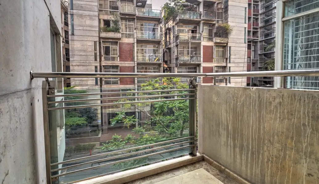 4-Bedroom Luxury Apartment for Rent in Baridhara Diplomatic Zone, Dhaka Image 2