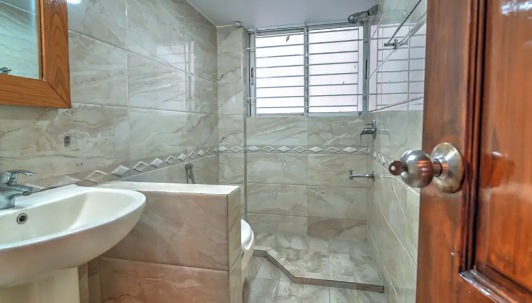 4-Bedroom Luxury Apartment for Rent in Baridhara Diplomatic Zone, Dhaka Image 6