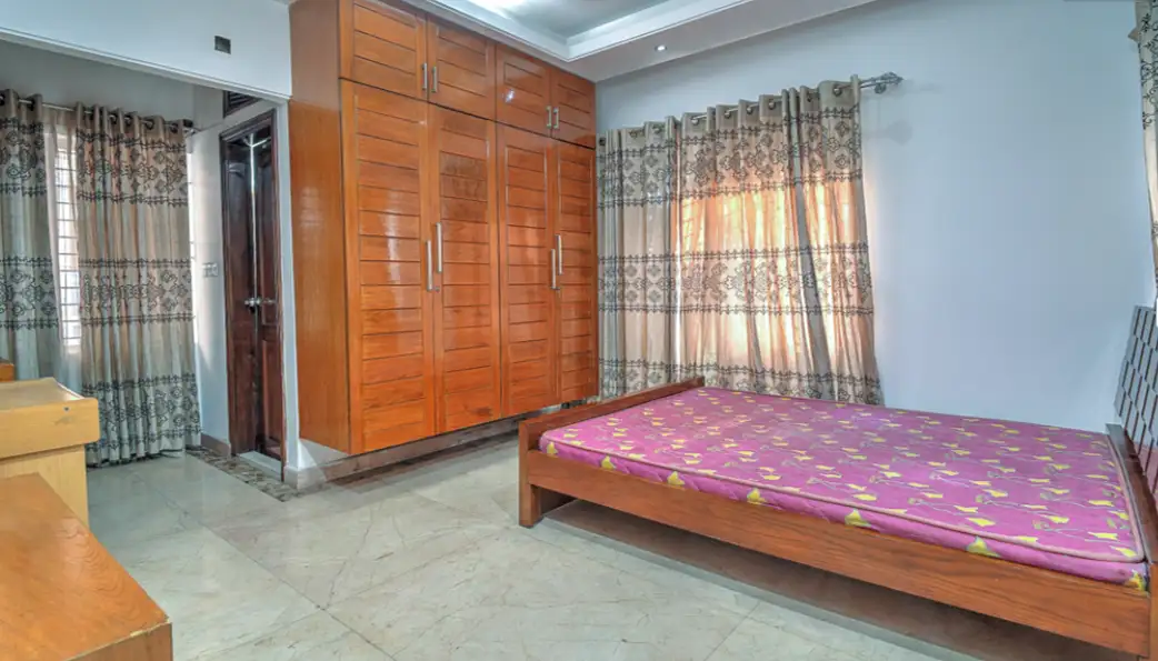 4-Bedroom Luxury Apartment for Rent in Baridhara Diplomatic Zone, Dhaka Image 7