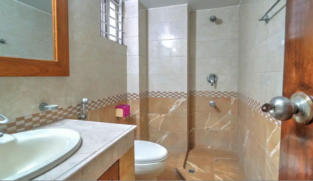 4-Bedroom Luxury Apartment for Rent in Baridhara Diplomatic Zone, Dhaka Image 13