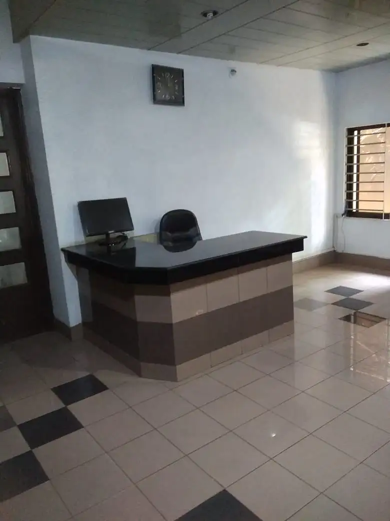 2200 SFT - 3-Bedroom Residential Apartment Rent for Office in Dhaka in Gulshan 1 - Thumbnail