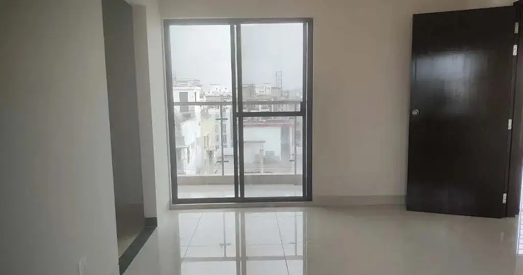 2166 SFT 3-Bedroom Apartment Sale in Dhaka in Bashundhara R-A   Image 4
