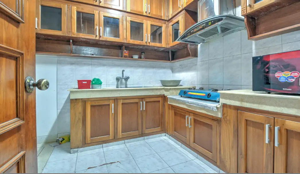 3-Bedroom Luxury Apartment for Rent in Baridhara Diplomatic Zone, Dhaka Image 3