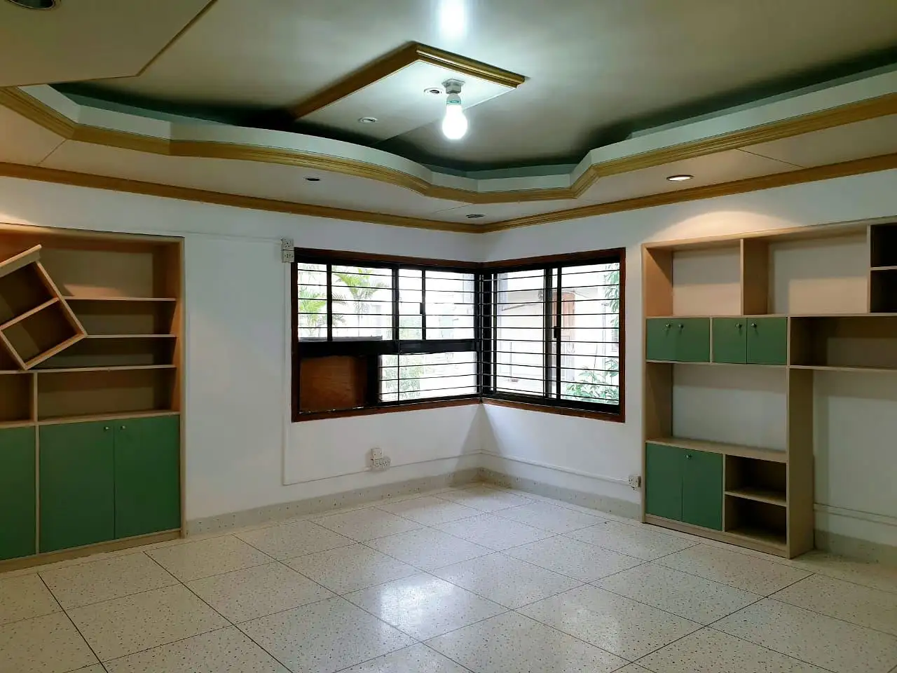 12500 SFT - 3-Storied Independent Commercial Building Rent in Dhaka - Image 16